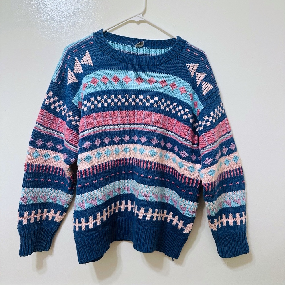Vintage Handmade Made in Peru knit Sweater